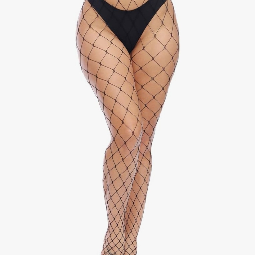 7 Pair Black Fishnet Tights